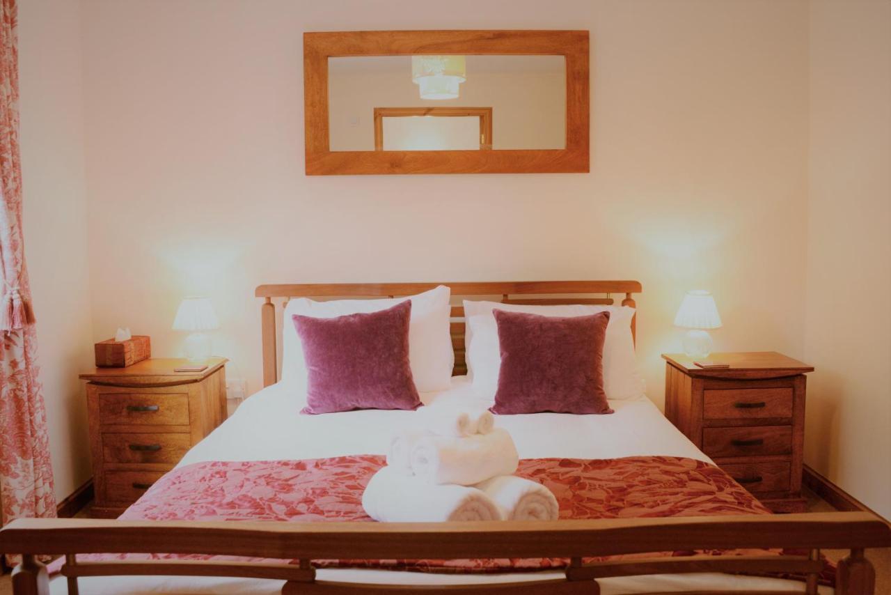 Torcastle House Bed & Breakfast Форт Уилям Екстериор снимка